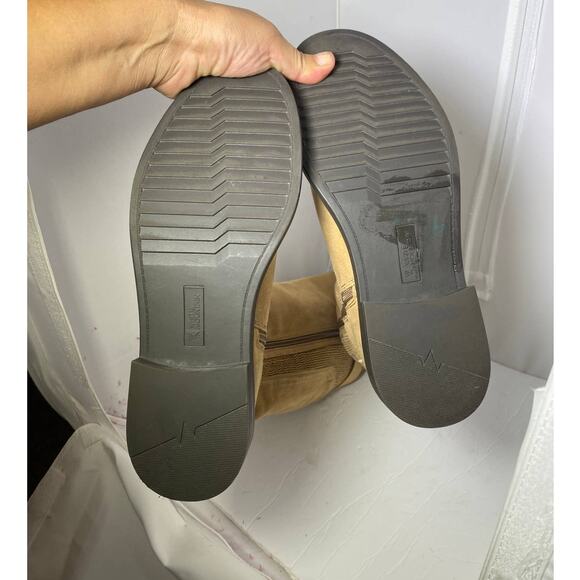 White Mountain faux suede tan high boots riding boot look size 9.5 M - Picture 11 of 11